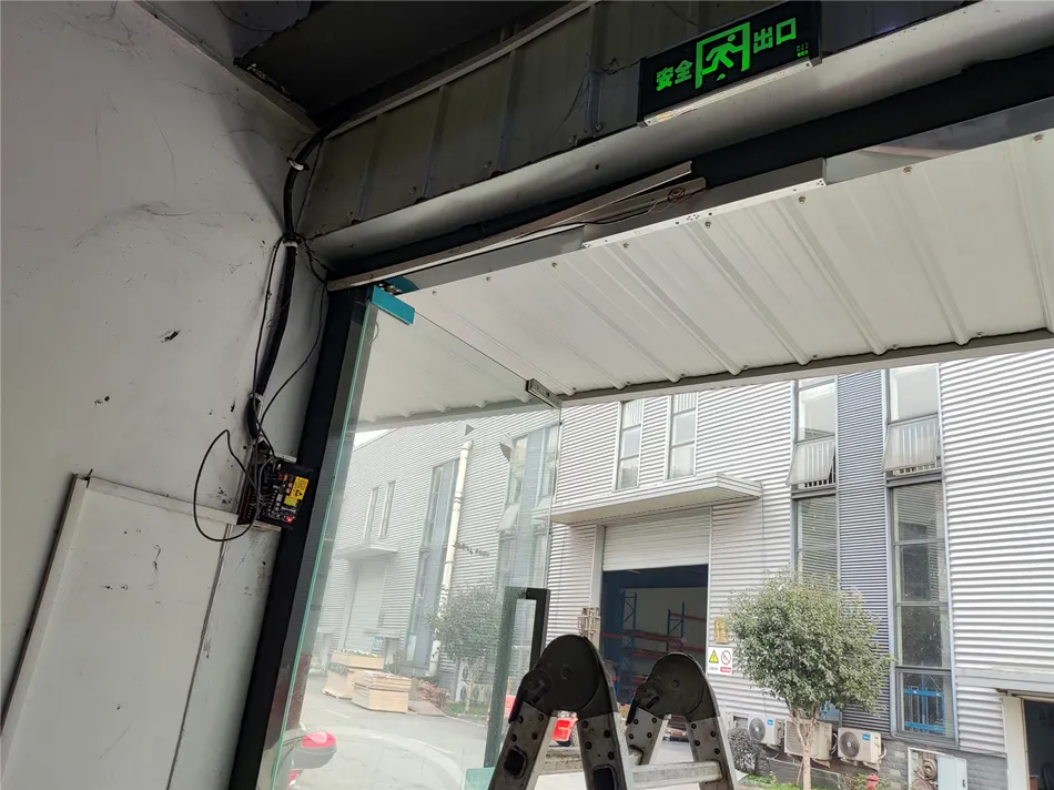某公司门禁不通电维修