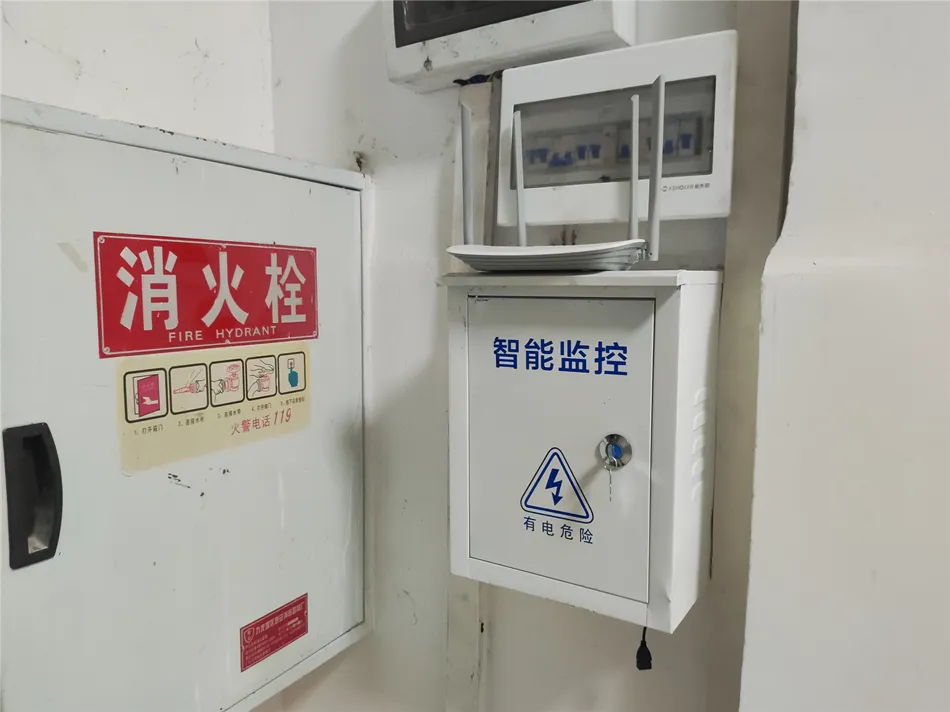某商铺监控安装及布线工程