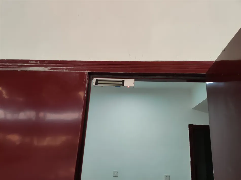 某工厂设备室安装密码门禁