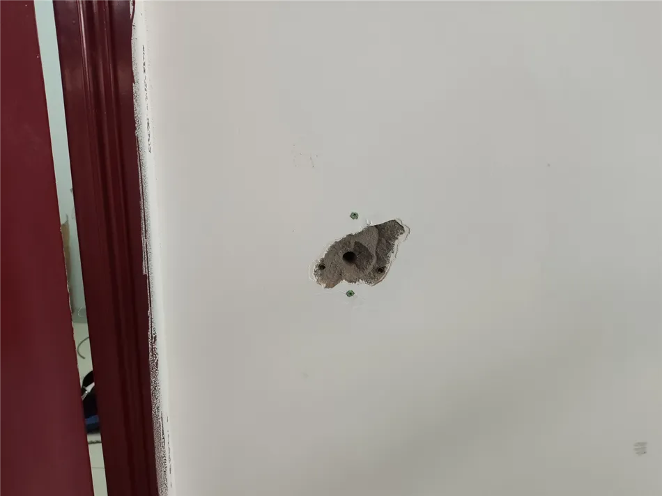 某工厂设备室安装密码门禁