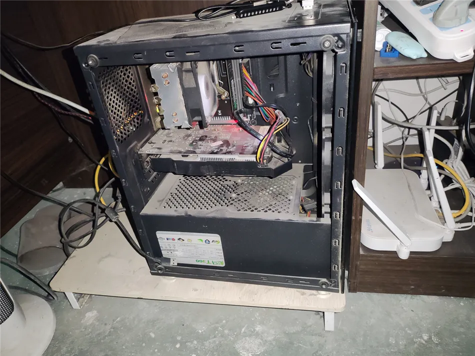 某公司电脑运行程序卡死重装系统