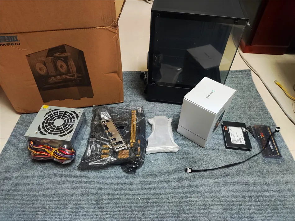 某公司二次回购办公电脑一套