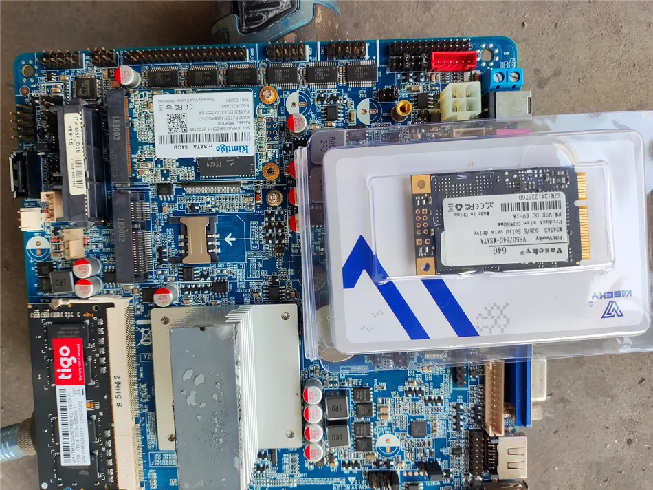 某公司产线工控设备更换硬盘