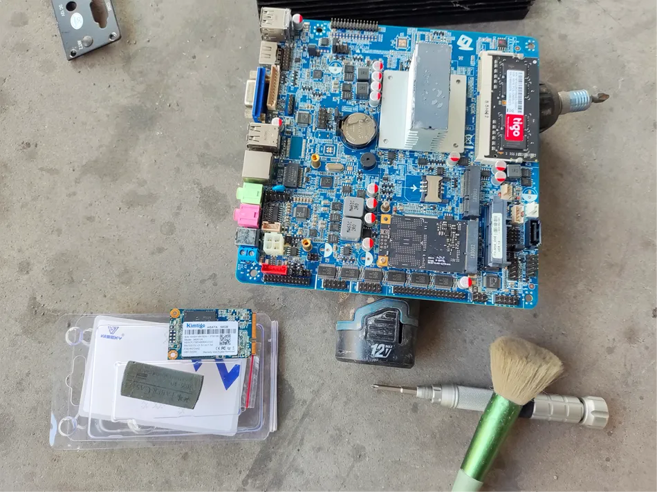 某公司产线工控设备更换硬盘