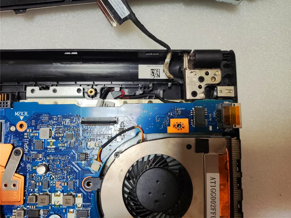 戴尔笔记本更换充电接口