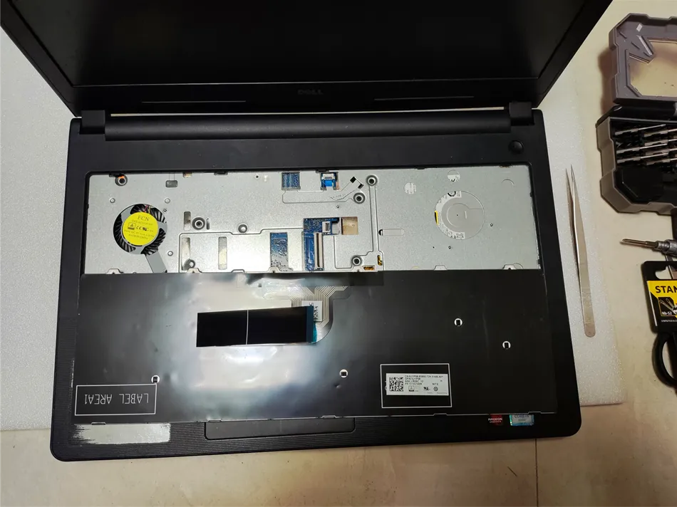 戴尔笔记本更换充电接口