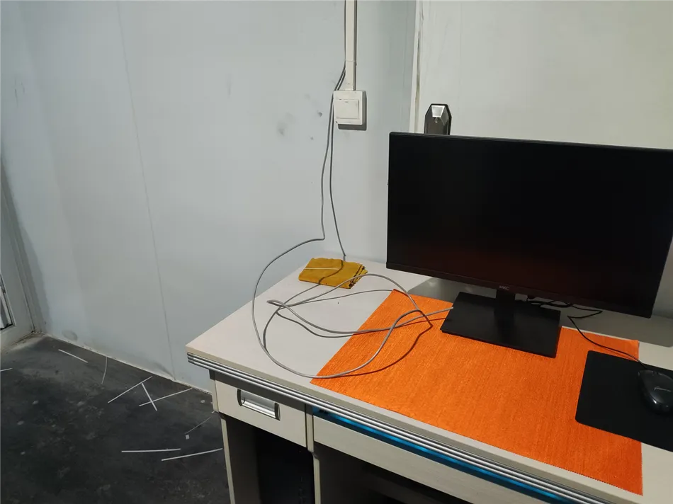 某工厂新增办公工位布网线